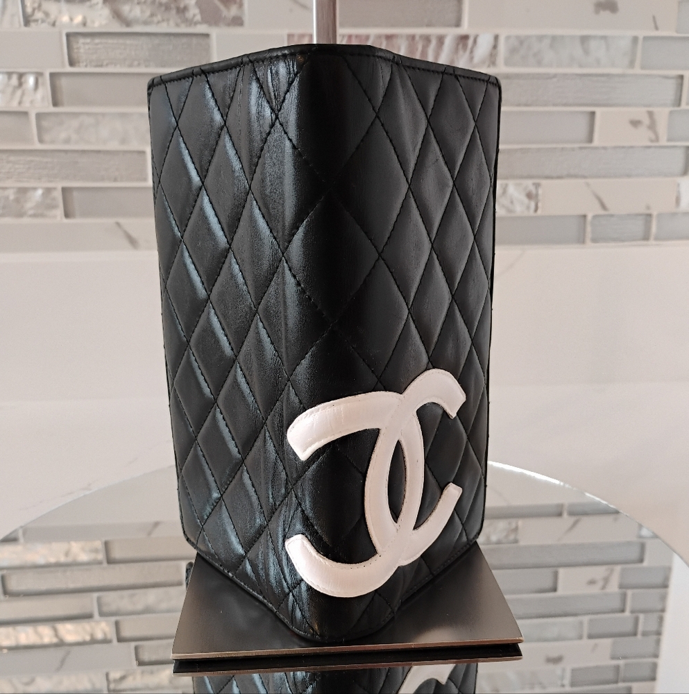 Chanel Cambon Bifold Wallet - Black with White CC & Pink Leather Inside - Picture 3 of 15